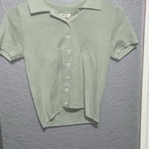 Green Short Sleeve Button-Up Shirt